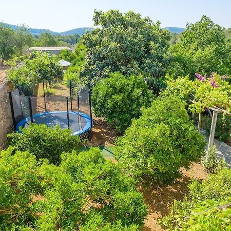 Elegant In With Private Pool